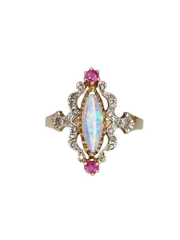 Bague marquise en or, opale, rubis et diamants - Castafiore