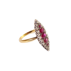 Bague Marquise en or rose, argent, rubis et diamants - Castafiore