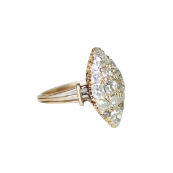 Bague Marquise en or rose et diamants - Castafiore