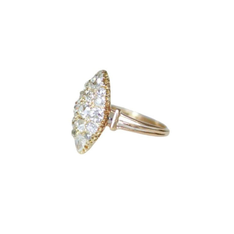 Bague Marquise en or rose et diamants - Castafiore