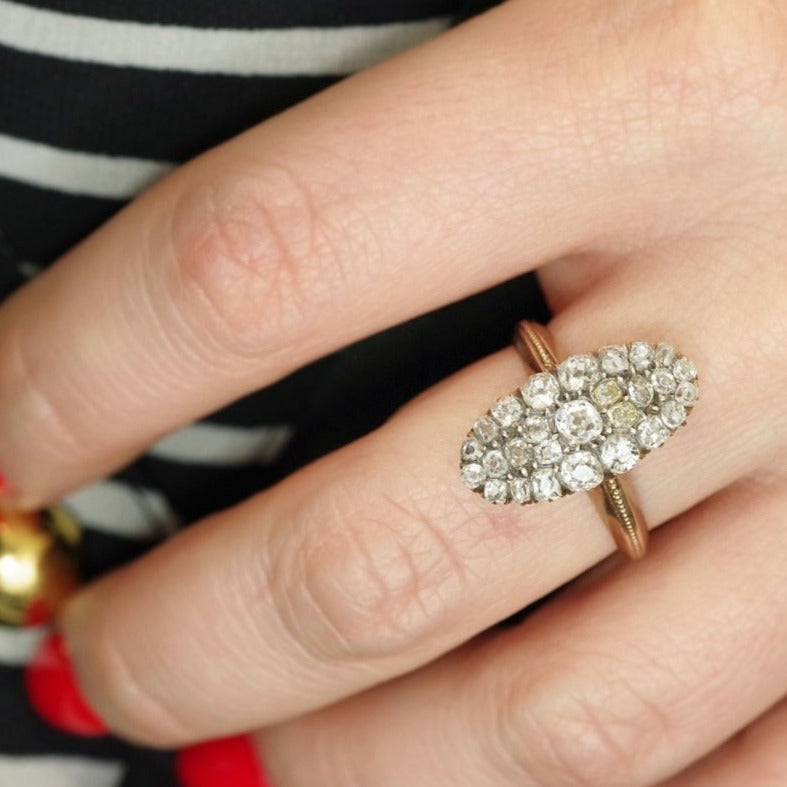 Bague Marquise en or rose et diamants - Castafiore