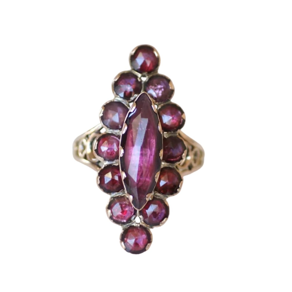 Bague Marquise en or rose et grenats - Castafiore