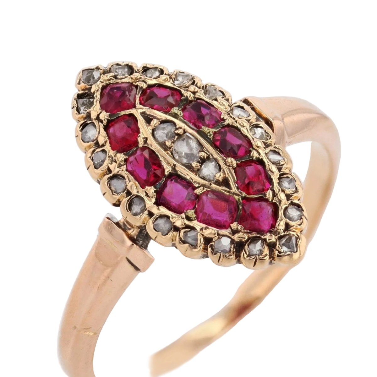Bague Marquise en or rose, rubis et diamants - Castafiore
