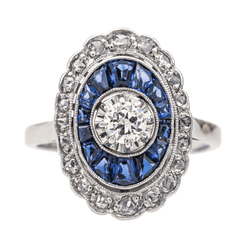 Bague Marquise en platine, saphir et diamants - Castafiore