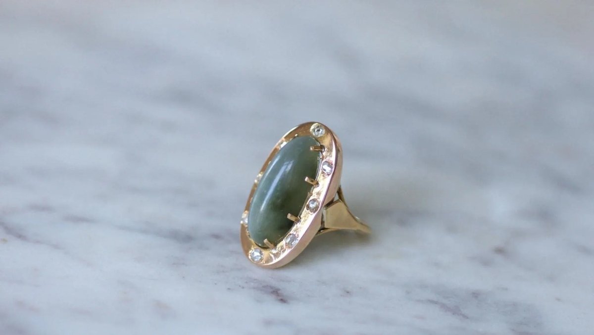 Bague Marquise Oeil de Chat et Diamants sur Or Rose - Castafiore