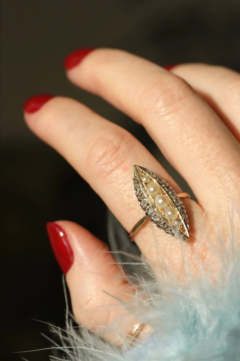 Bague marquise perles et diamants - Castafiore