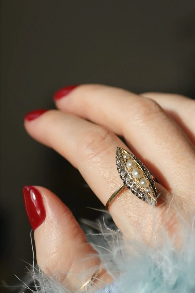 Bague marquise perles et diamants - Castafiore