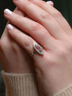 Bague marquise vintage or rubis diamants - Castafiore