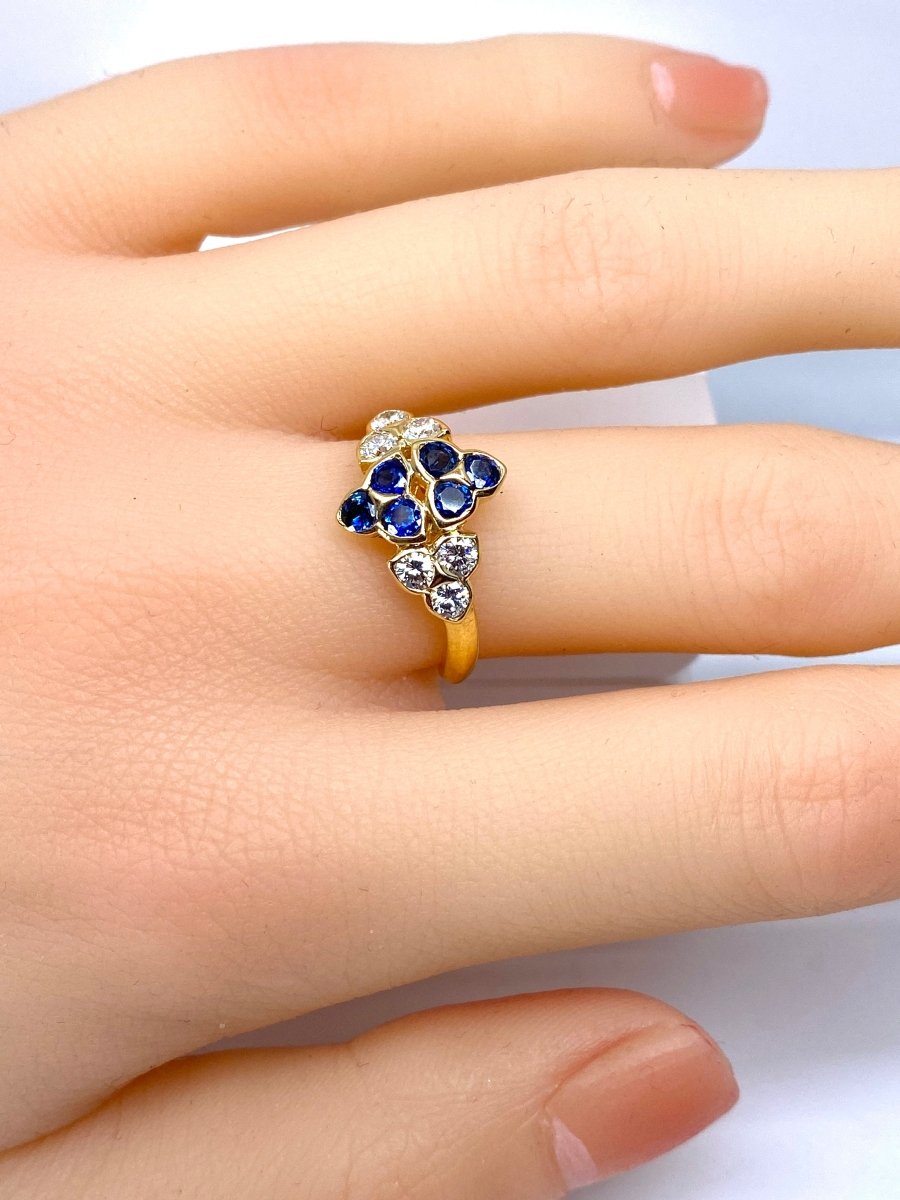 Bague Mauboussin en or jaune 18 carats en saphirs et diamants - Castafiore