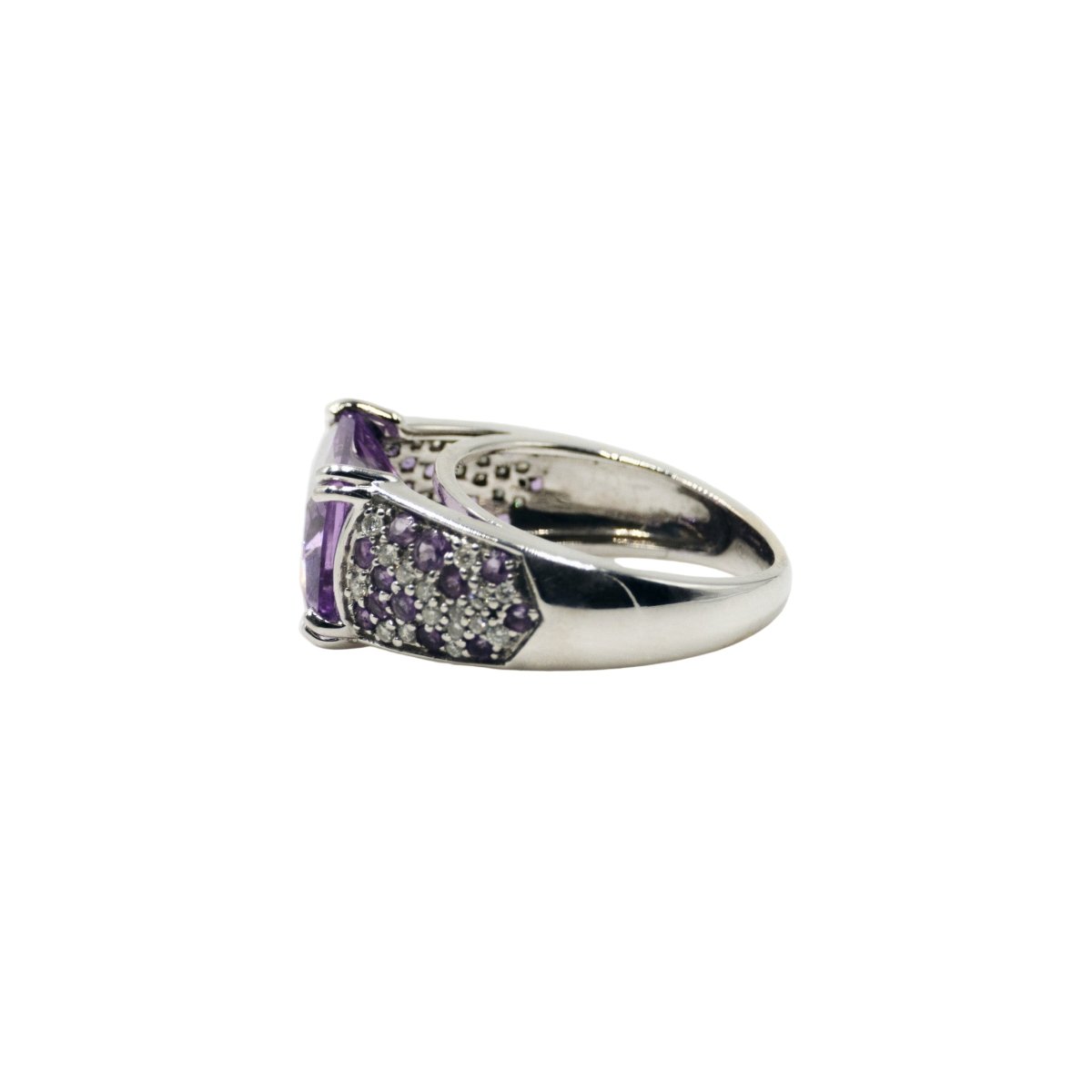 Bague MAUBOUSSIN "Ma princesse d'amour" en or blanc, améthyste et diamants - Castafiore