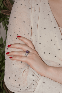 Bague MAUBOUSSIN "Ma Princesse d'amour" en or blanc et améthyste - Castafiore