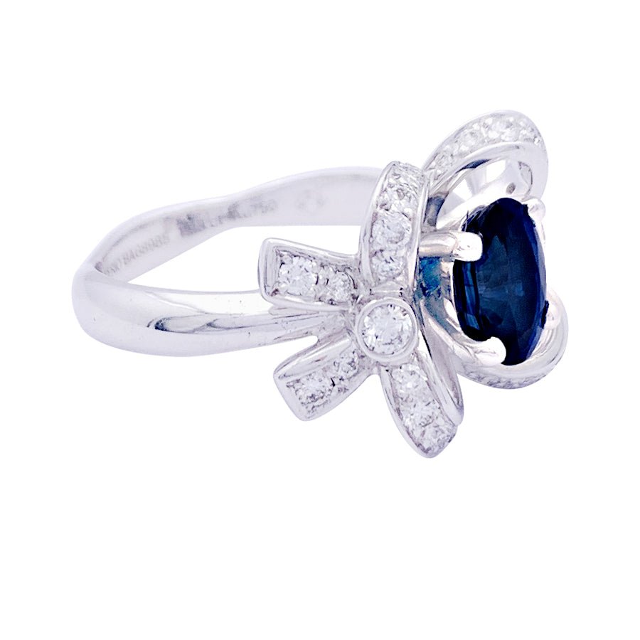 Bague Mellerio "Reine de Coeur Désirée" or blanc, diamants, saphir. - Castafiore