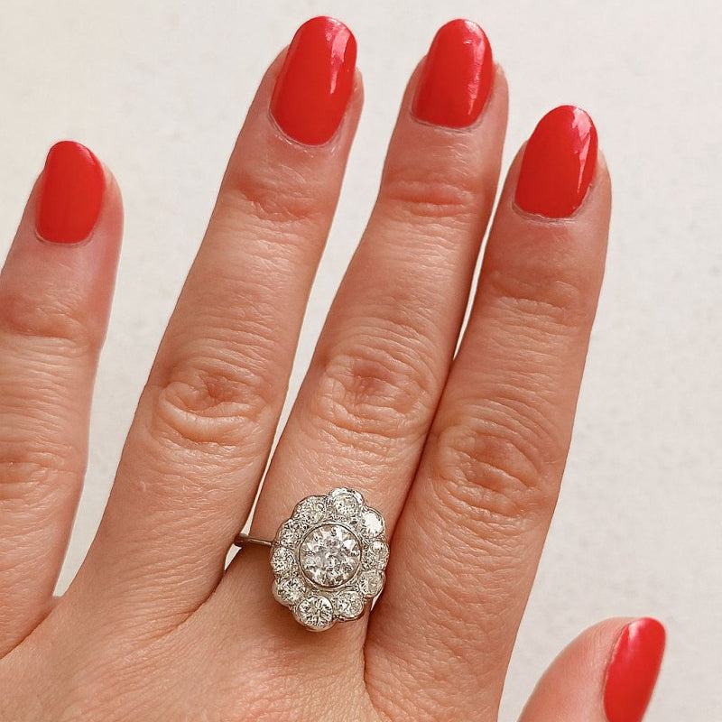 Bague modèle Pompadour diamants