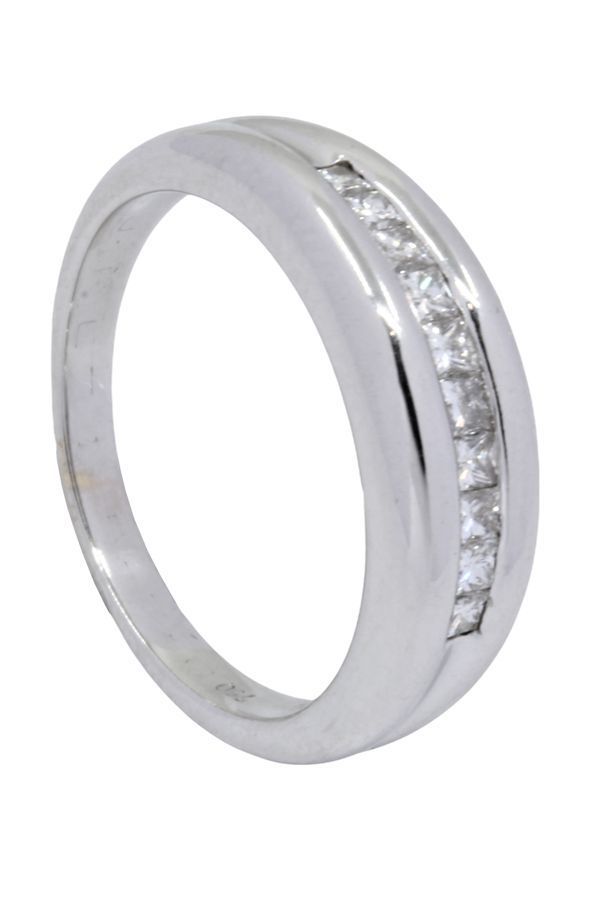 BAGUE MODERNE DIAMANTS - Castafiore