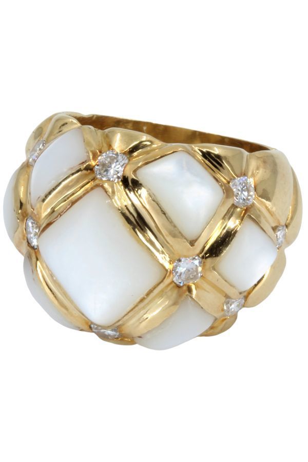 BAGUE MODERNE NACRE ET DIAMANTS - Castafiore