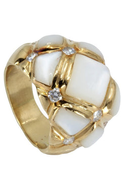 BAGUE MODERNE NACRE ET DIAMANTS - Castafiore