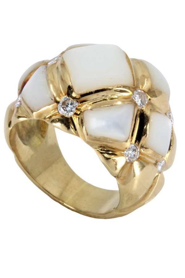 BAGUE MODERNE NACRE ET DIAMANTS - Castafiore