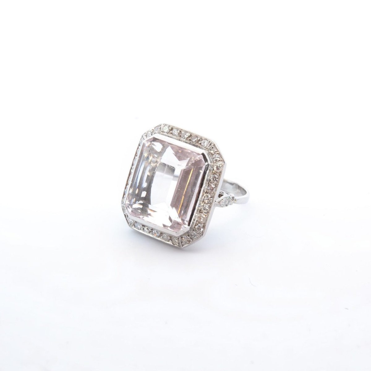 Bague morganite et diamants - Castafiore