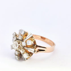 Bague motifs floraux en or rose et diamants - Castafiore