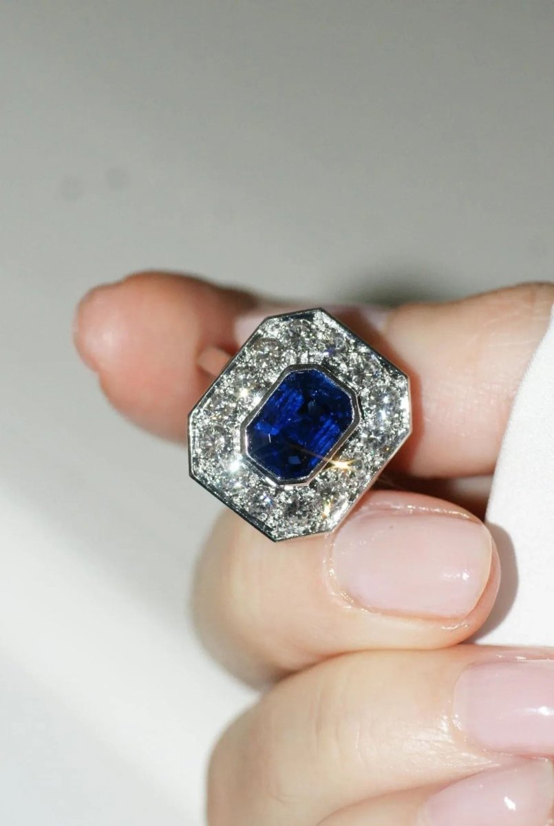 Bague Octogonale Saphir et Diamants en Platine - Castafiore