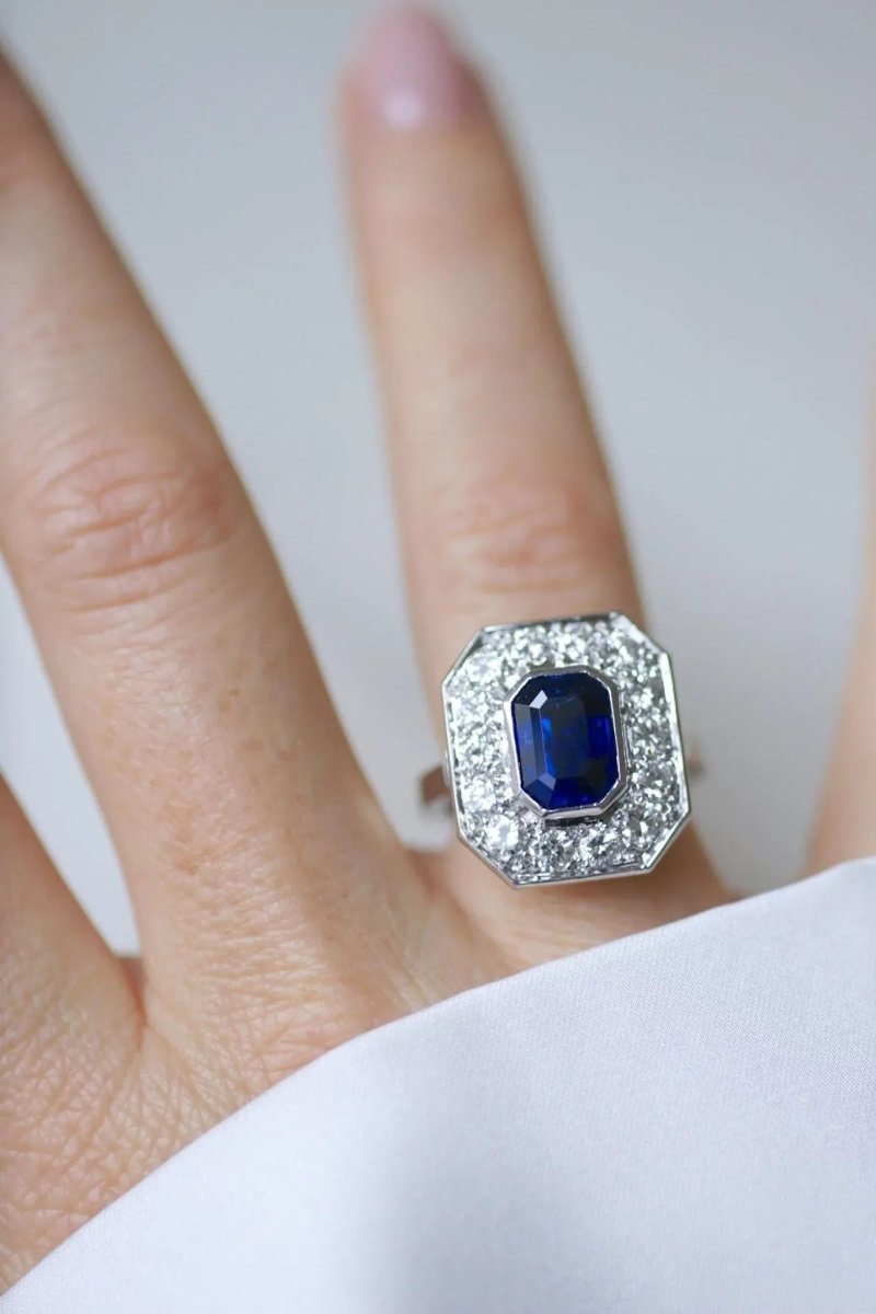 Bague Octogonale Saphir et Diamants en Platine - Castafiore