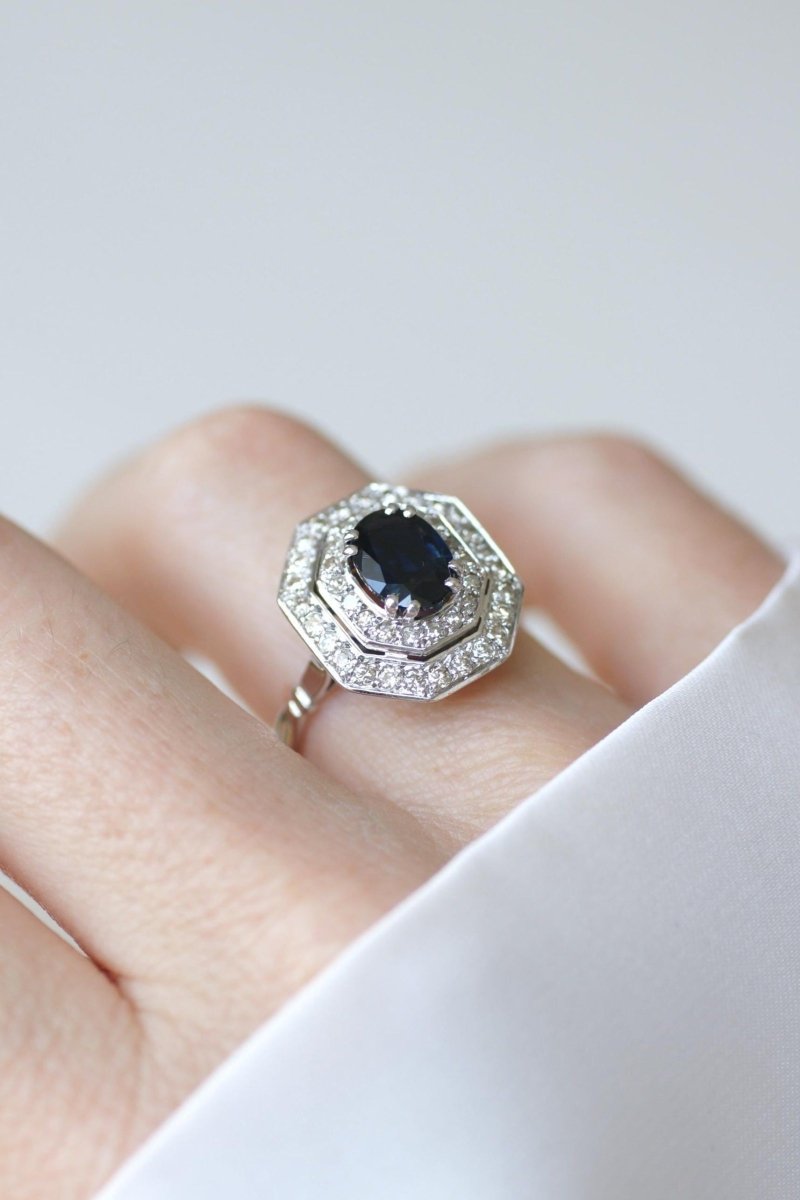 Bague Octogonale Saphir et Diamants Style Art Déco - Castafiore