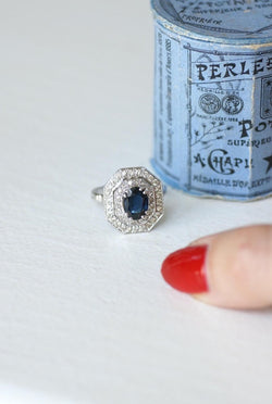 Bague Octogonale Saphir et Diamants Style Art Déco - Castafiore