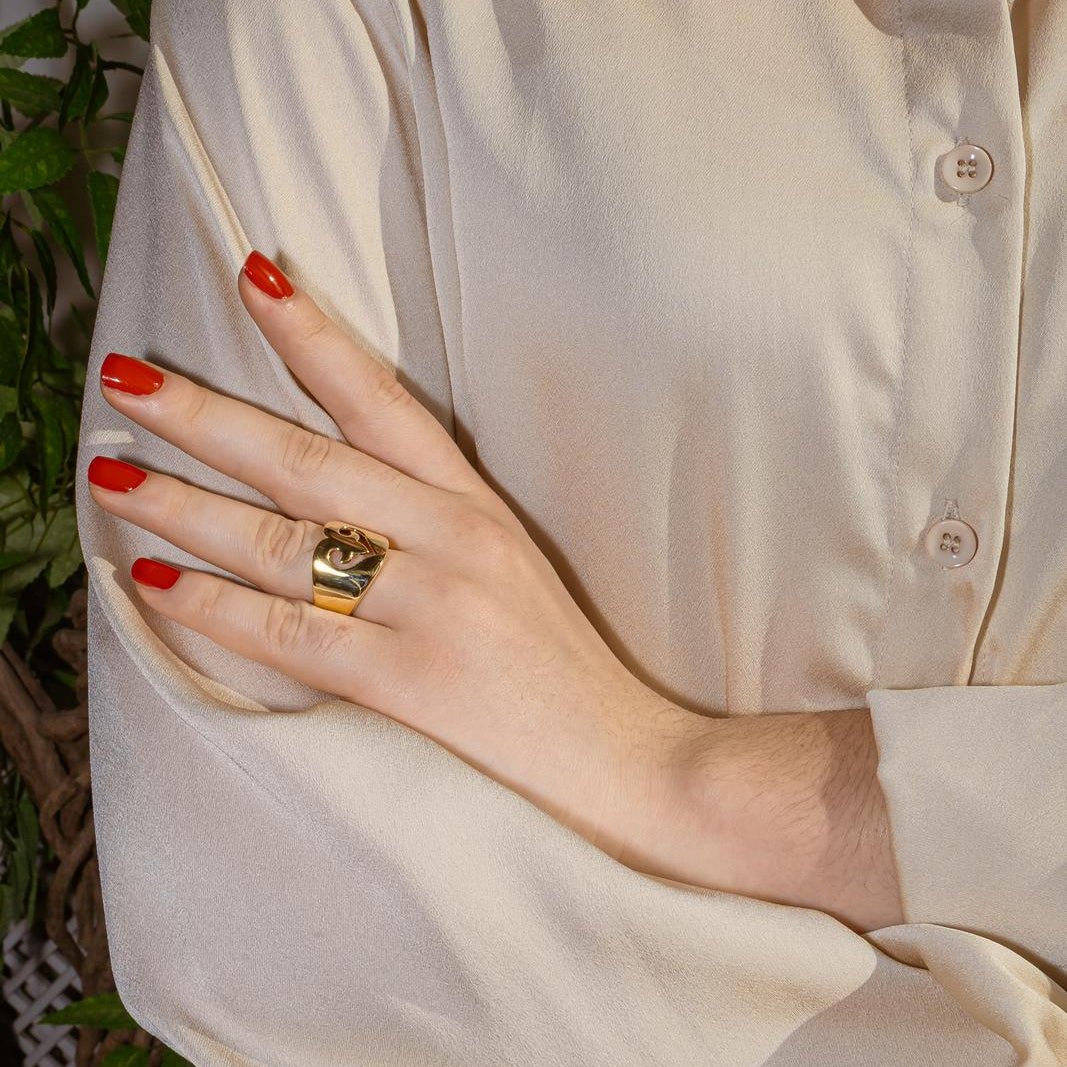 Bague O.J. PERRIN "Cœur Légende" en or jaune - Castafiore