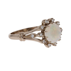 Bague opale ronde diamants or blanc - Castafiore