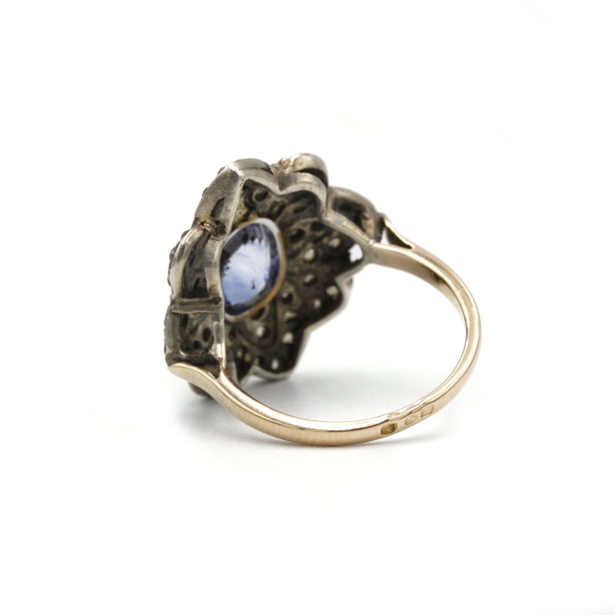 Bague - Or, argent, saphir et diamants. - Castafiore