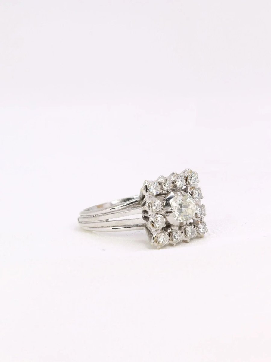 Bague or blanc diamant coussin taille ancienne 0,8 ct - Castafiore