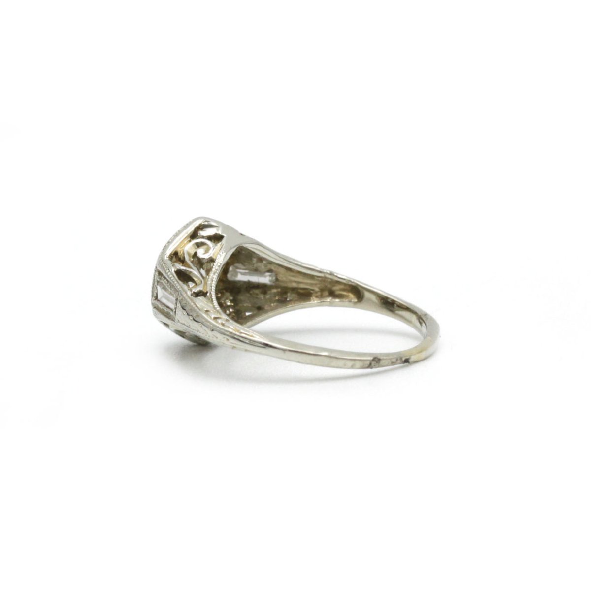 Bague - Or blanc et diamants - Castafiore