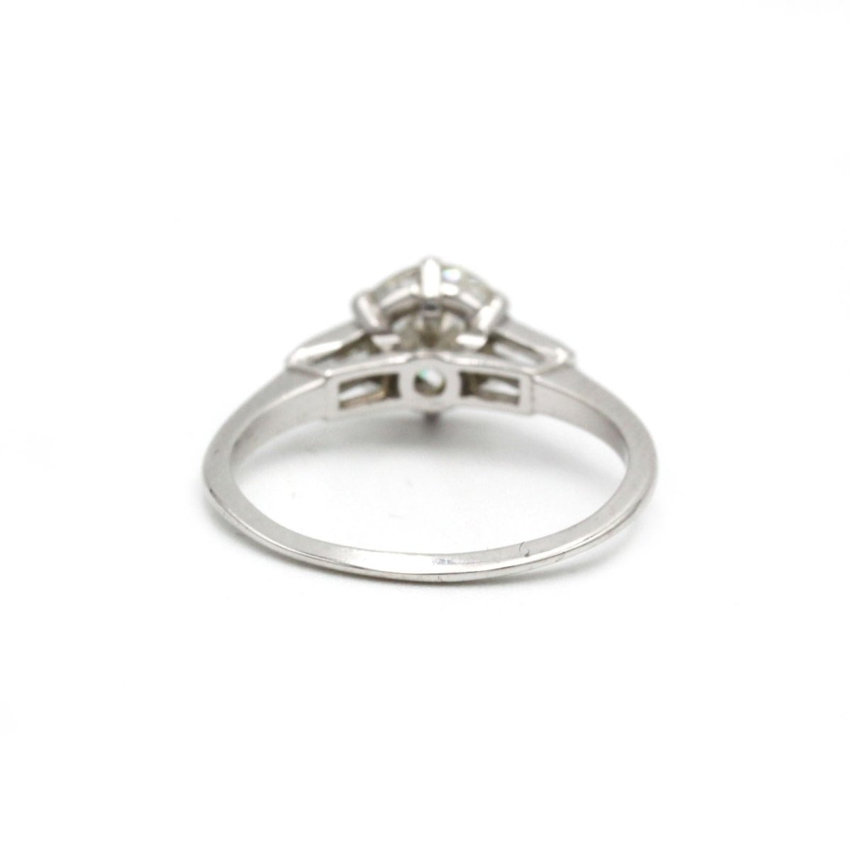 Bague - Or blanc et diamants - Castafiore