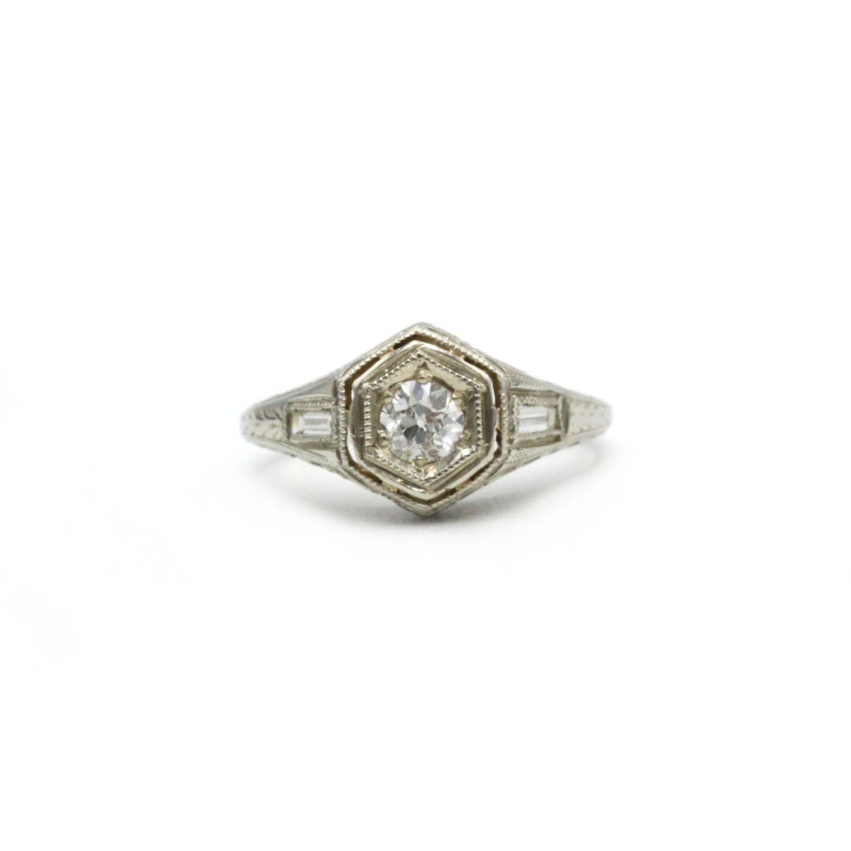 Bague - Or blanc et diamants - Castafiore