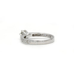 Bague - Or blanc et diamants - Castafiore