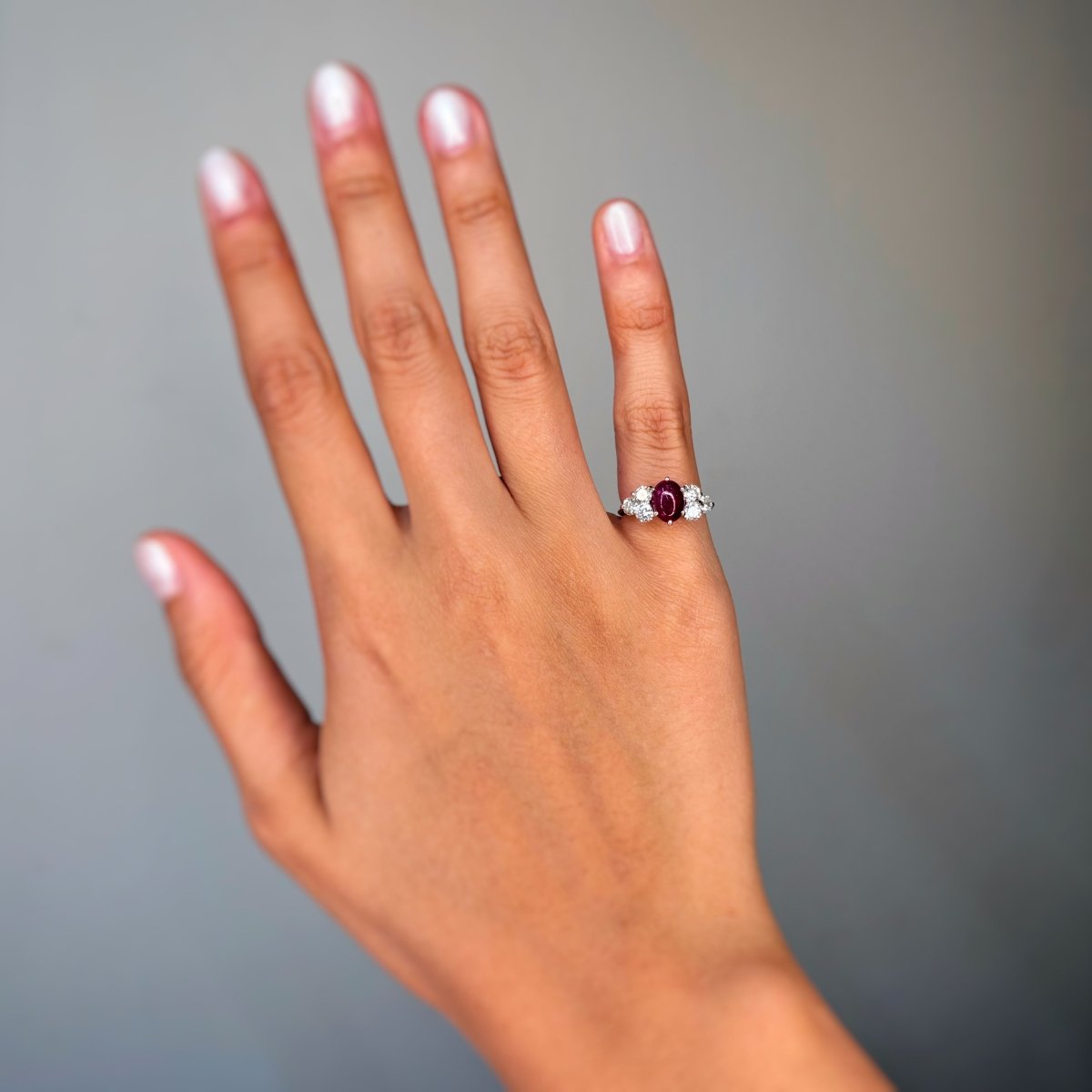 Bague - Or blanc, Rubis & Diamants - Castafiore