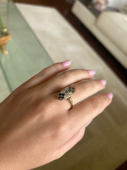 Bague - Or, diamants, émeraudes, saphirs et rubis. - Castafiore