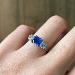 Bague - Or, Diamants & Saphir - Castafiore