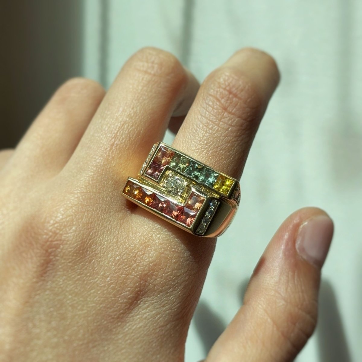 Bague - Or, Diamants & Saphirs de couleur - Castafiore