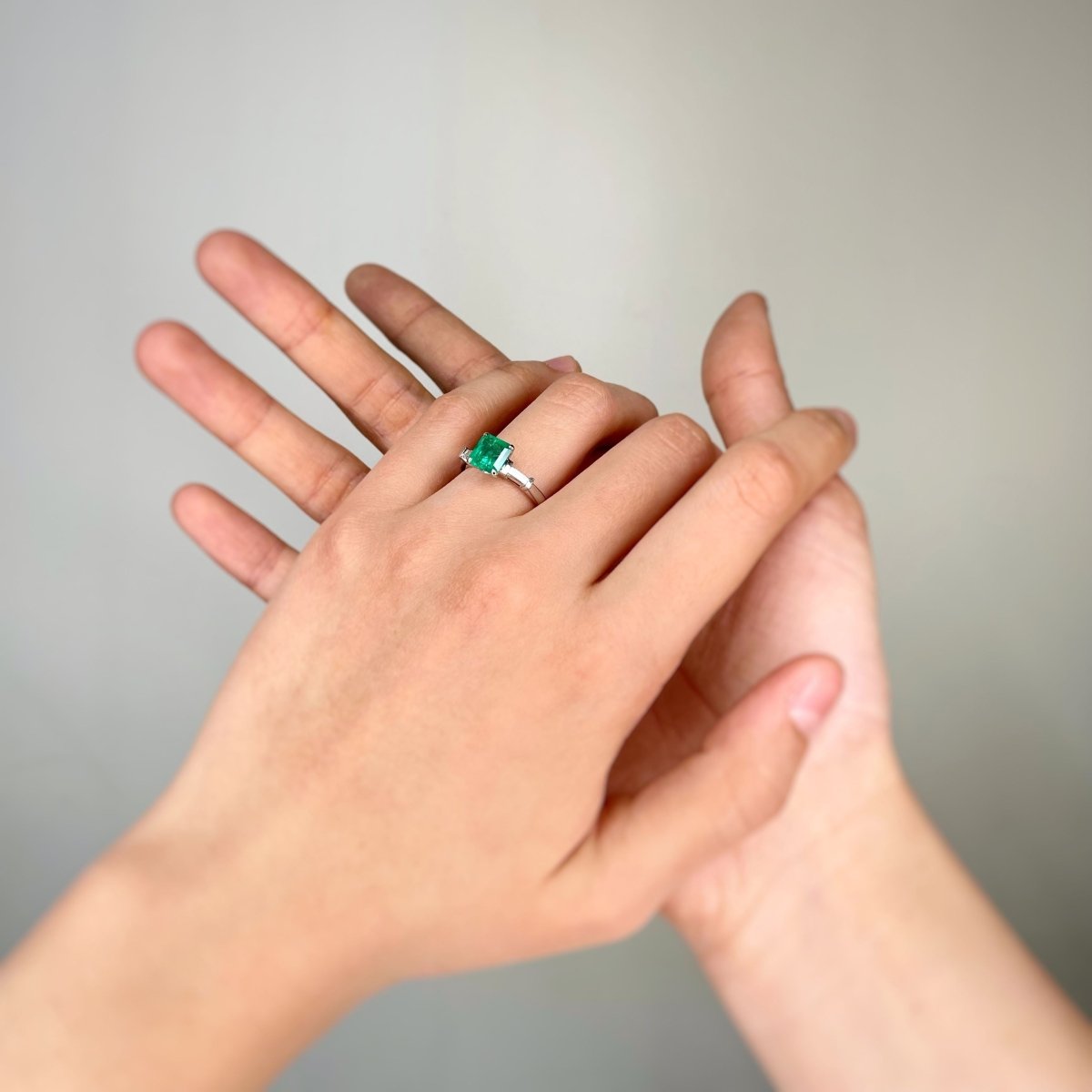 Bague - Or, émeraude & diamants - Castafiore