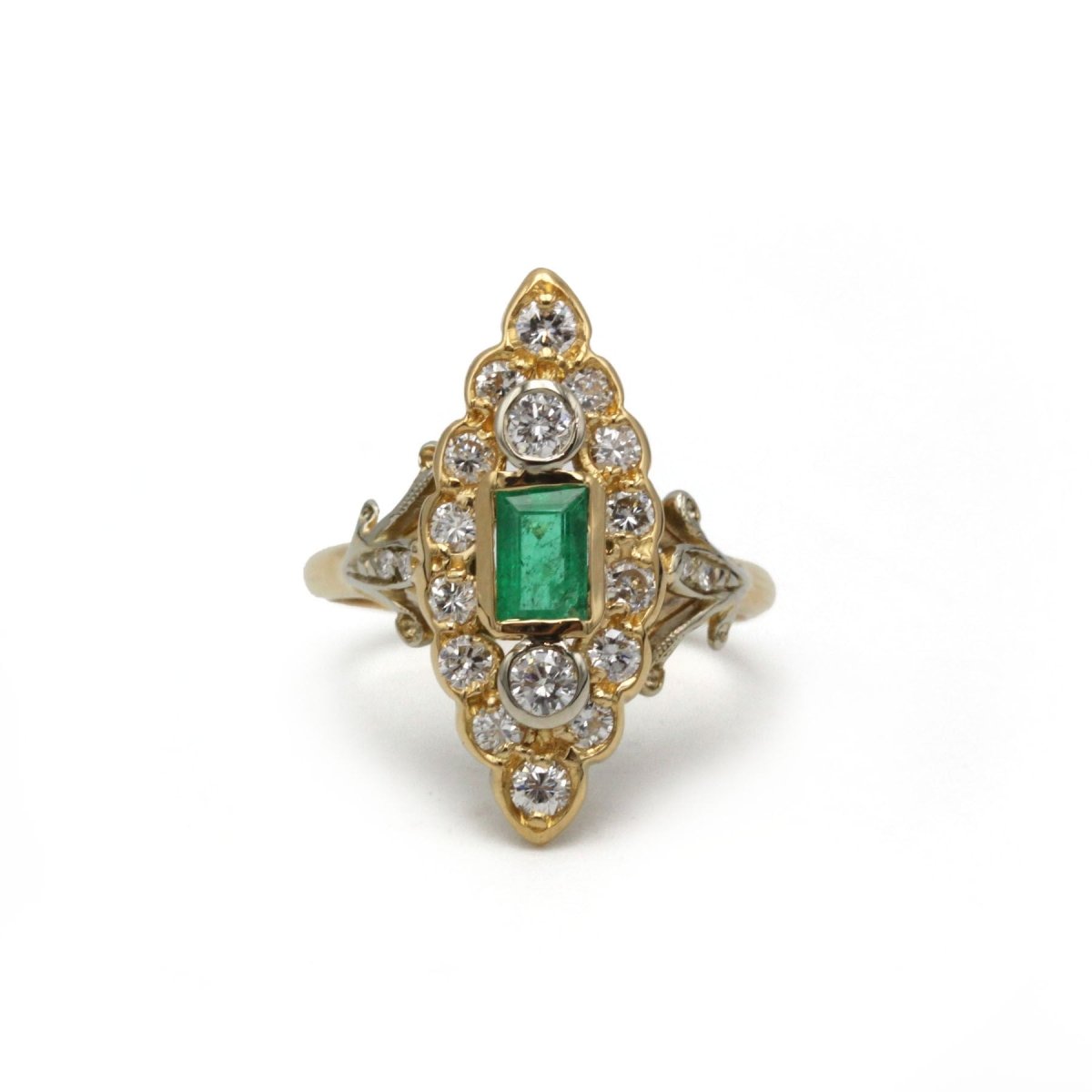 Bague - Or, Emeraude et Diamants - Castafiore