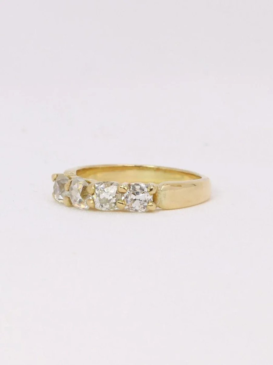 Bague or jaune diamants taille ancienne - Castafiore