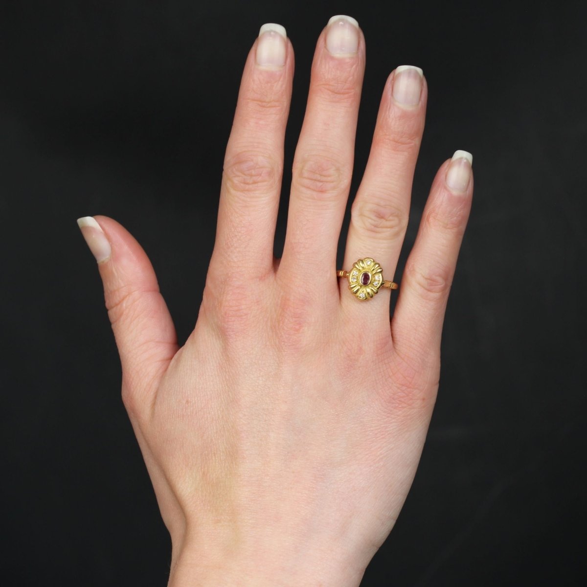 Bague or jaune d'occasion rubis diamants - Castafiore
