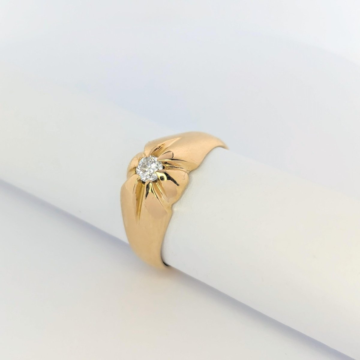 Bague or jaune et diamant - Castafiore