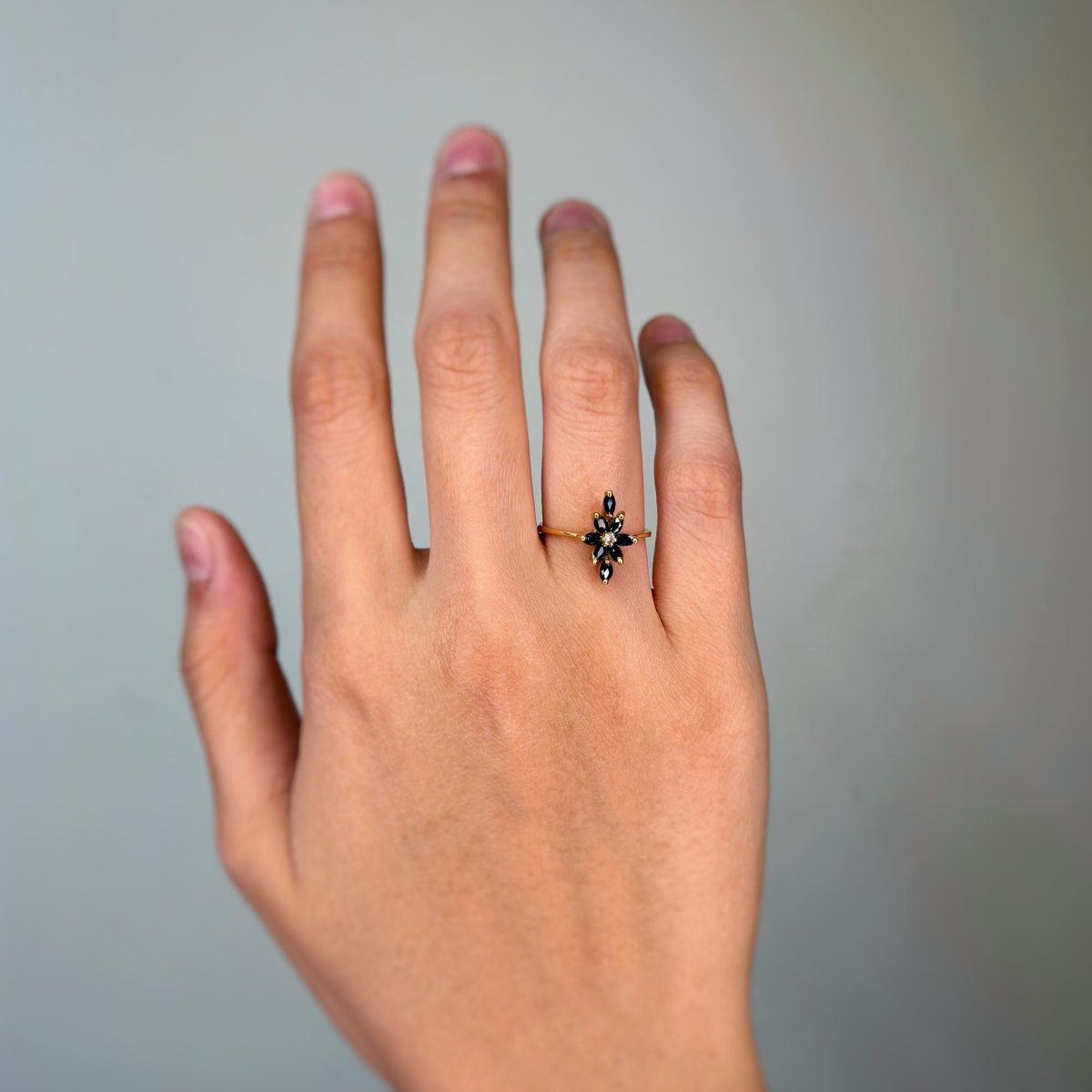 Bague - Or jaune, Saphir & Diamants - Castafiore