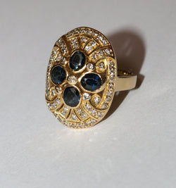 Bague ovale or jaune saphirs et diamants - Castafiore