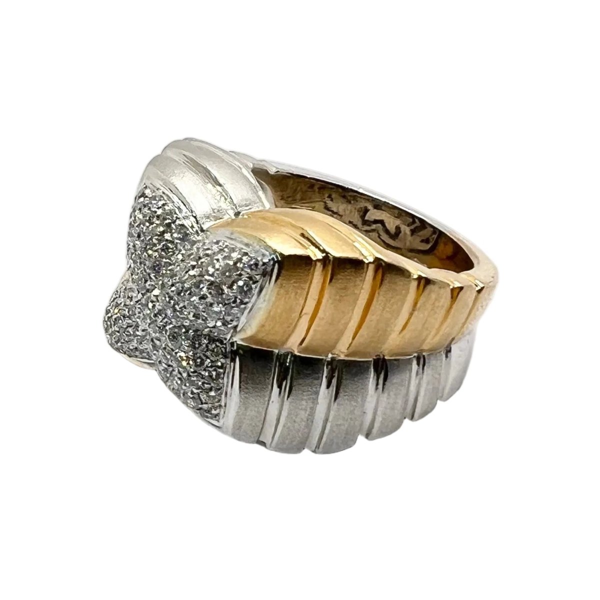 Bague Pavée BULGARI en or jaune, or blanc et diamants - Castafiore