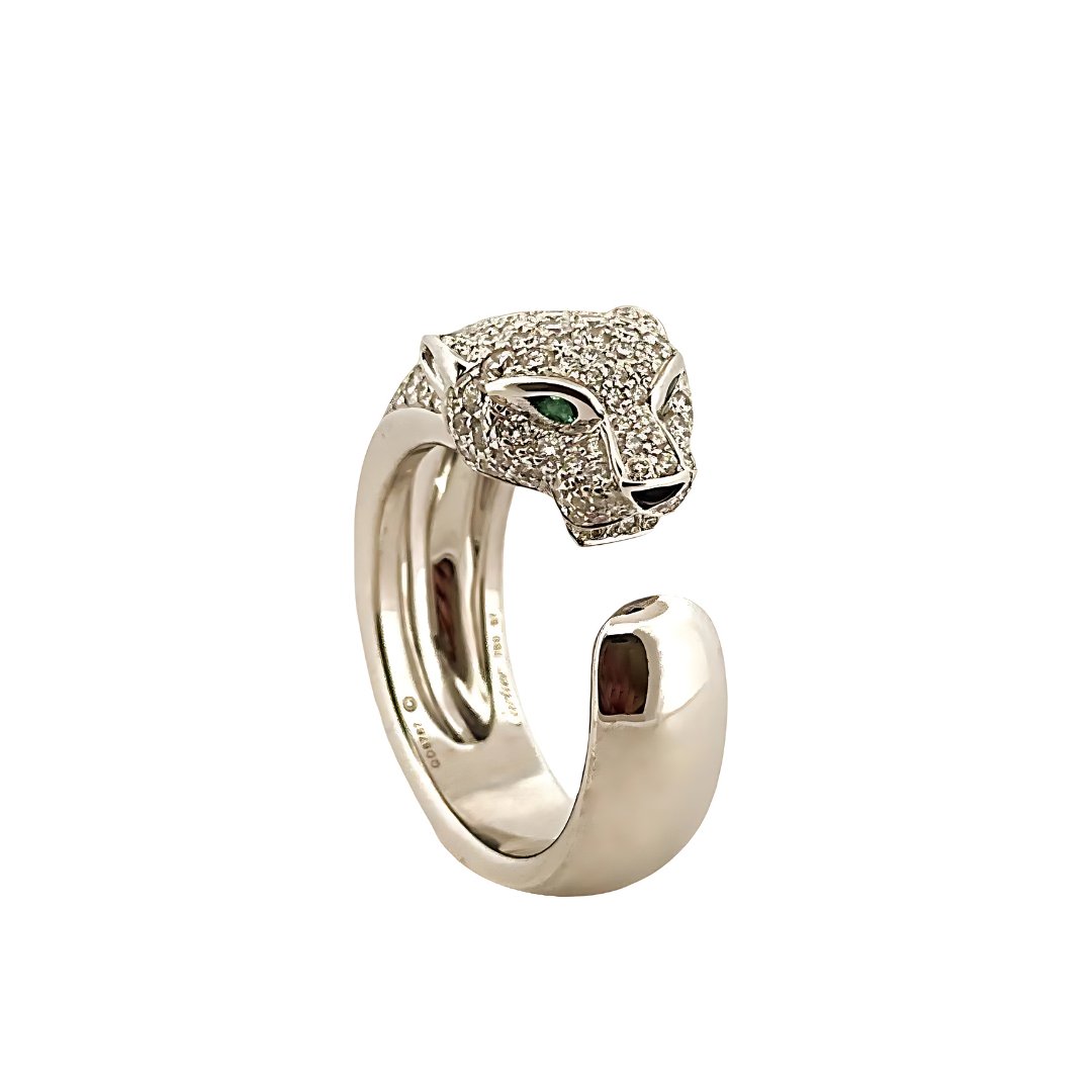 Bague Pavée CARTIER "Massai" Panthère en or blanc, émeraudes et diamants - Castafiore