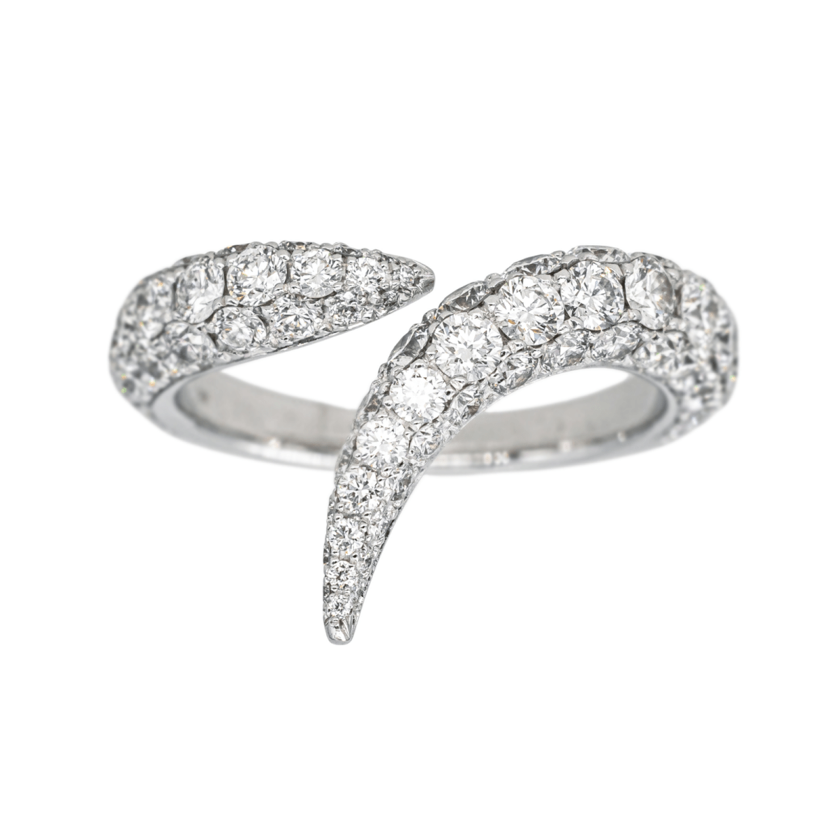 Bague Pavée en or blanc et diamants - Castafiore
