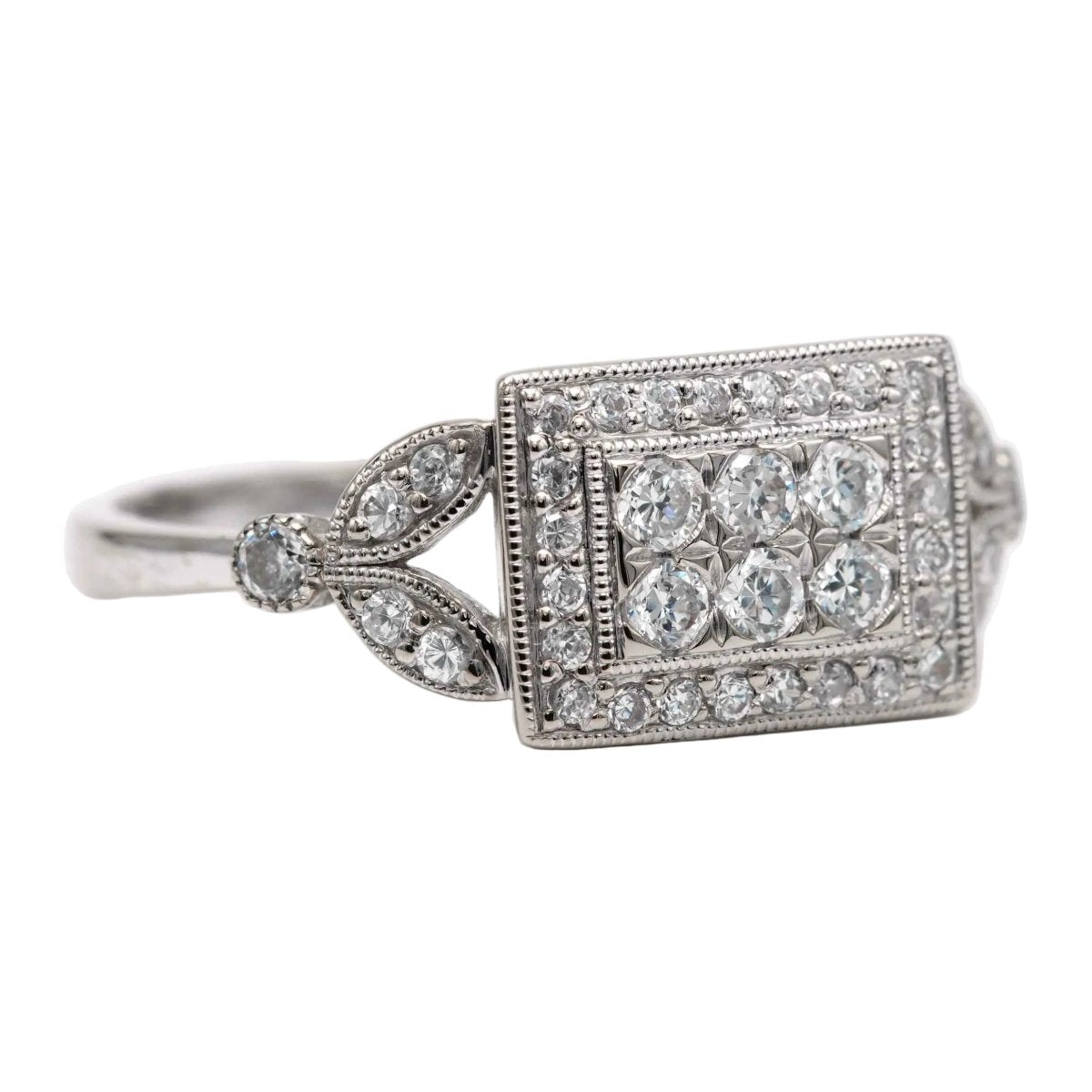 Bague Pavée en or blanc et zirconiums - Castafiore